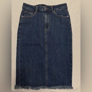 Risen Denim Midi Jean Skirt with Frayed Hem and back opening Pencil like new